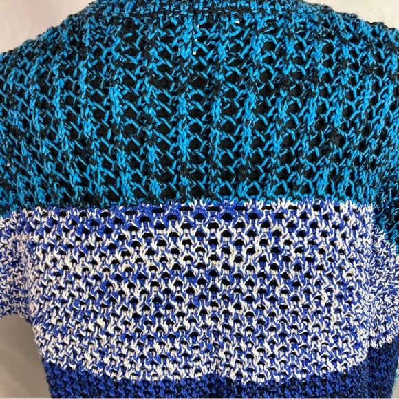 Derek Lam Knit long sleeved sweater. - Picture 8 of 8